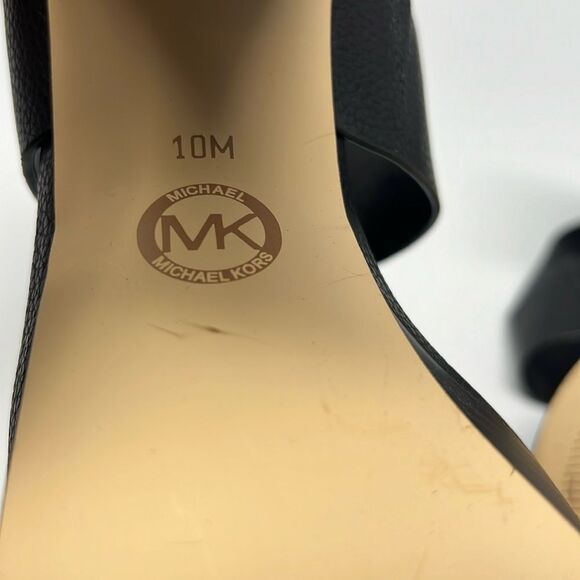 Michael Kors Vera Charm Sandal NEW! - Picture 7 of 9